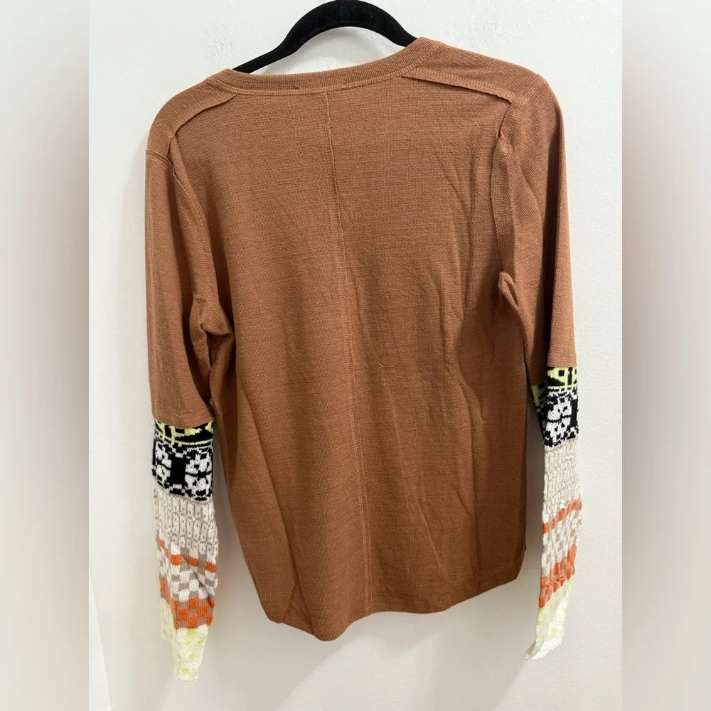 Easel Brown Sweater with Multicolor Sleeves - Picture 2 of 2